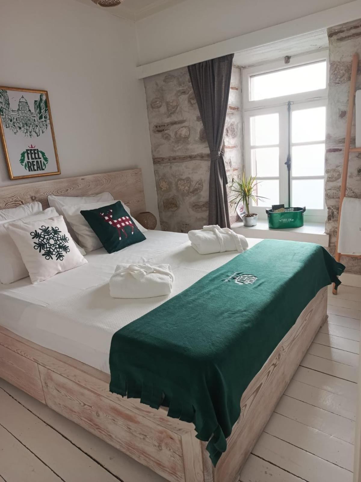 Berlin'S Guest House Urla Zewnętrze zdjęcie